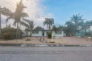 747 Pruitt Dr, Madeira Beach, FL 33708 - Photo 2