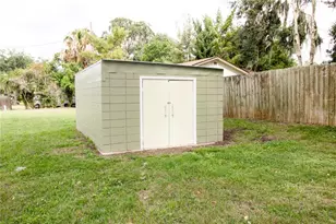 1114 Oak Dr, Leesburg, FL 34748 - Photo 48