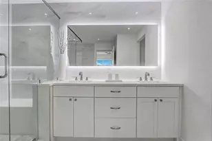 100 S Eola Dr, Orlando, FL 32801 - Photo 22