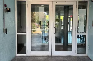 3315 58th Ave S, Saint Petersburg, FL 33712 - Photo 6