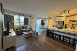 3315 58th Ave S, Saint Petersburg, FL 33712 - Photo 10