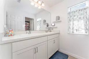 4901 Conifer Cone Dr, Kissimmee, FL 34746 - Photo 12