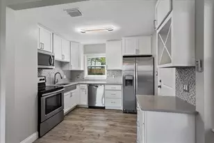 916 Timor Ave, Orlando, FL 32804 - Photo 8