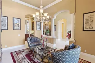 685 Whisper Woods Dr, Lakeland, FL 33813 - Photo 6