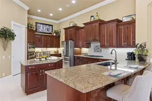 685 Whisper Woods Dr, Lakeland, FL 33813 - Photo 12