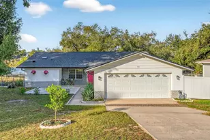 510 Shady Nook Dr, Clermont, FL 34711 - Photo 2