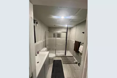 239 S Indiana Avenue, Groveland, FL 34736 - Photo 10