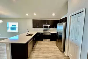 2611 Tulip Dr, Davenport, FL 33837 - Photo 4