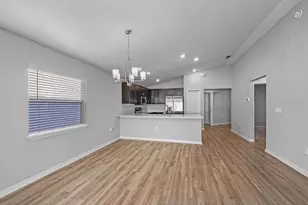 2611 Tulip Dr, Davenport, FL 33837 - Photo 14