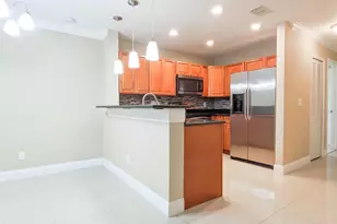 6022 Westgate Dr, Orlando, FL 32835 - Photo 2