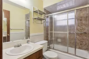 1206 Coletta Dr, Orlando, FL 32807 - Photo 12