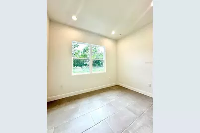 562 Kilimanjaro Drive, Kissimmee, FL 34758 - Photo 10