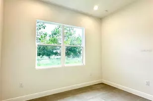 562 Kilimanjaro Dr, Kissimmee, FL 34758 - Photo 10