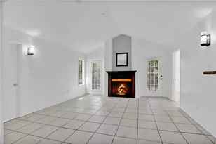 241 Afton Square, Altamonte Springs, FL 32714 - Photo 4