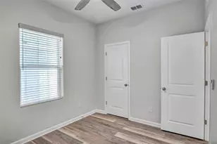 1096 Cades Cv Wy, Deland, FL 32720 - Photo 16