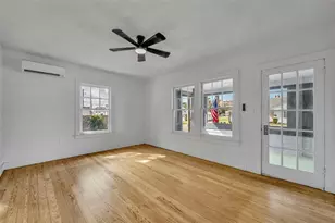 214 N New Hampshire Ave, Tavares, FL 32778 - Photo 10