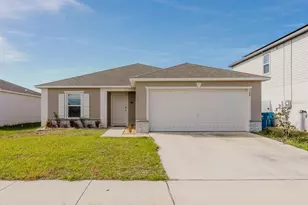 288 Towns Cir, Haines City, FL 33844 - Photo 2