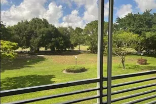 3503 Oaks Way, Pompano Beach, FL 33069 - Photo 8