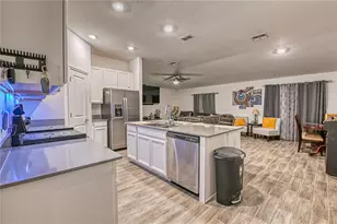 1159 Pomelo St, Davenport, FL 33837 - Photo 4