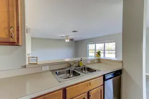 807 Belhaven Dr, Orlando, FL 32828 - Photo 16