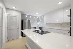 4950 Bayshore Blvd, Tampa, FL 33611 - Photo 10