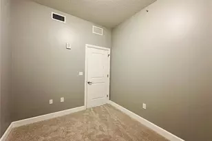 101 S Eola Dr, Orlando, FL 32801 - Photo 20