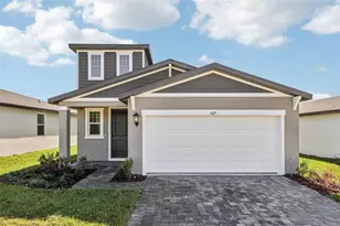 827 Sunshower Dr, Lady Lake, FL 32159 - Photo 2