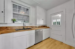 214 N New Hampshire Ave, Tavares, FL 32778 - Photo 12