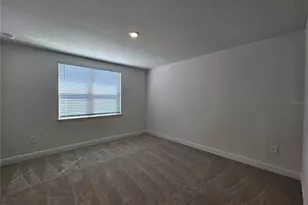 823 Sunshower Dr, Lady Lake, FL 32159 - Photo 10