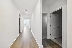 823 Sunshower Dr, Lady Lake, FL 32159 - Photo 24