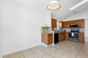 245 Lakebreeze Cir, Lake Mary, FL 32746 - Photo 30