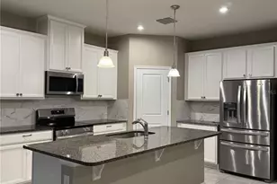 334 Winter Bliss Ln, Mount Dora, FL 32757 - Photo 2