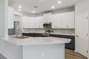 1069 Montgomery Ln, Polk City, FL 33868 - Photo 12