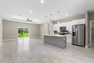 24459 SW Kingsway Cir, Arcadia, FL 34269 - Photo 12