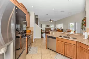 2288 Holly Pine Cir, Orlando, FL 32820 - Photo 8