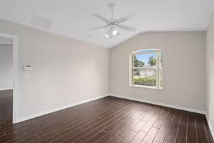 1056 Princeton Dr, Clermont, FL 34711 - Photo 14