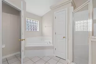 1056 Princeton Dr, Clermont, FL 34711 - Photo 18