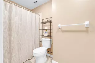 6809 Parson Brown Dr, Orlando, FL 32819 - Photo 32