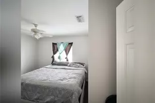10801 Brickside Ct, Riverview, FL 33579 - Photo 12