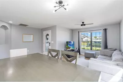 559 Siesta Key Avenue, Tavares, FL 32778 - Photo 4