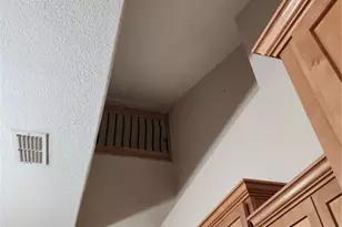 24247 Wolf Branch Rd, Sorrento, FL 32776 - Photo 16