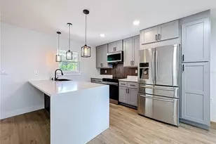 220 Domino Dr, Orlando, FL 32805 - Photo 8