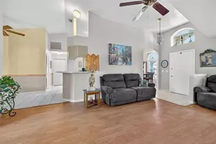 2011 Oakbend Dr, Eustis, FL 32726 - Photo 14