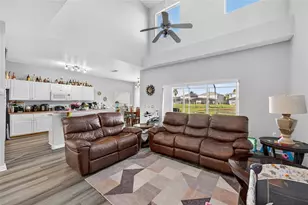 1202 Cumbrian Lakes Ct, Kissimmee, FL 34746 - Photo 8