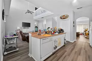 1202 Cumbrian Lakes Ct, Kissimmee, FL 34746 - Photo 12