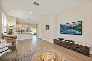 1431 39th St, Orlando, FL 32839 - Photo 2