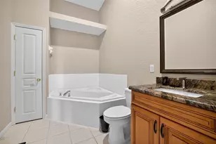 140 Brent Cir, Oldsmar, FL 34677 - Photo 16