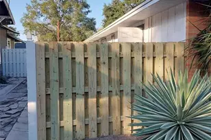305 W Hancock St, Lakeland, FL 33803 - Photo 4