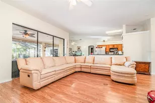 22631 Robbins Rd, Astatula, FL 34705 - Photo 8