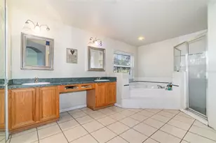 22631 Robbins Rd, Astatula, FL 34705 - Photo 16